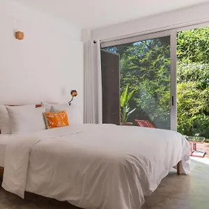 Appart hôtel Casa De Piedra